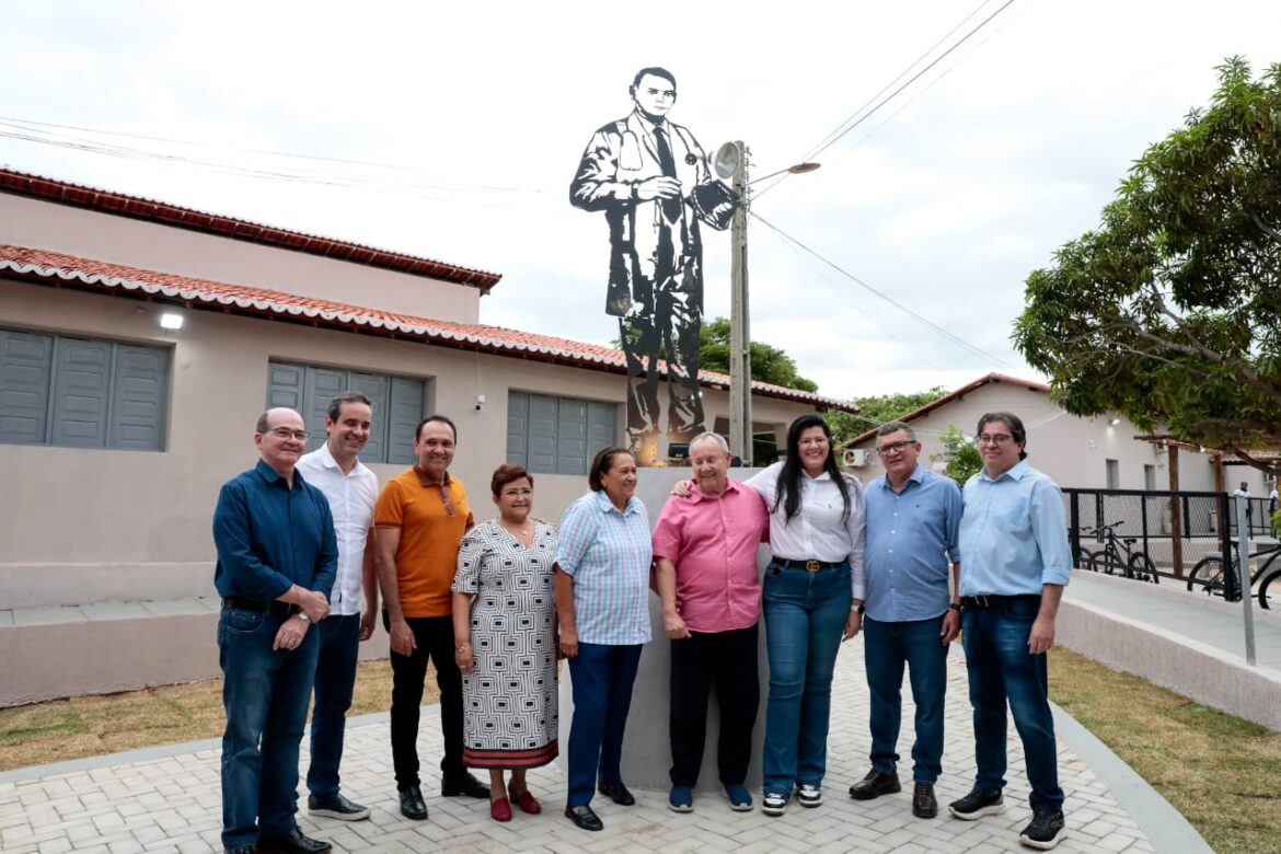 Entrega-da-Obra-de-Reforma-e-Ampliacao-da-Escola-Estadual-em-Tempo-Integ-5